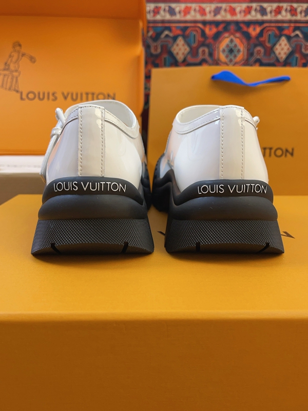 ルイヴィトン靴素材ディテール